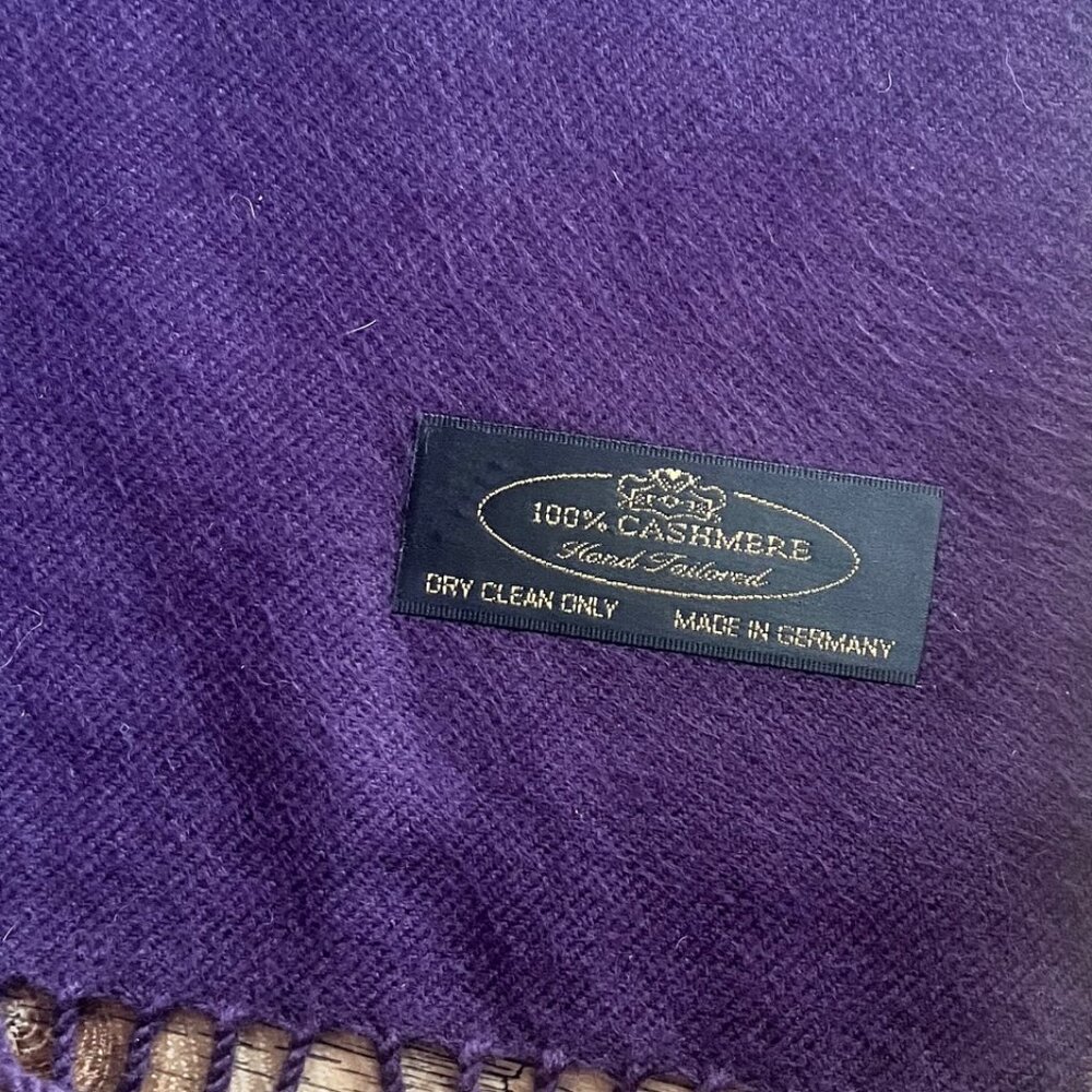Hand Tailored Made in Germany 100% Cashmere Plum Purple Scarf Unisex - Picture 5 of 6